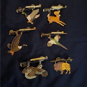 Vintage South Dakota Hunter’s Pins Lot of 6